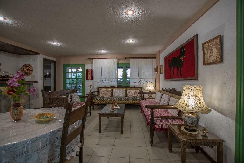 Mitos Village Aparthotel
